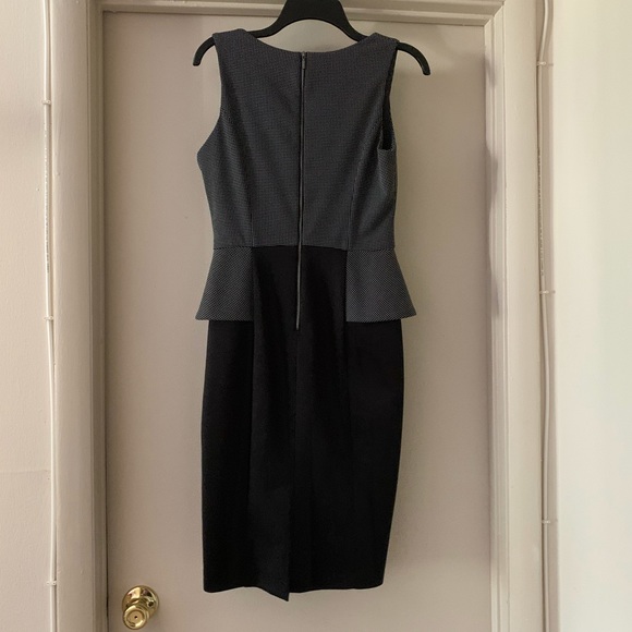 Work perfect… Peplum dress - Picture 3 of 3